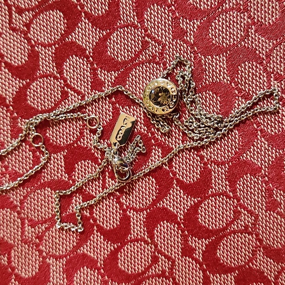 Coach Beautiful simple Necklace - Picture 3 of 6